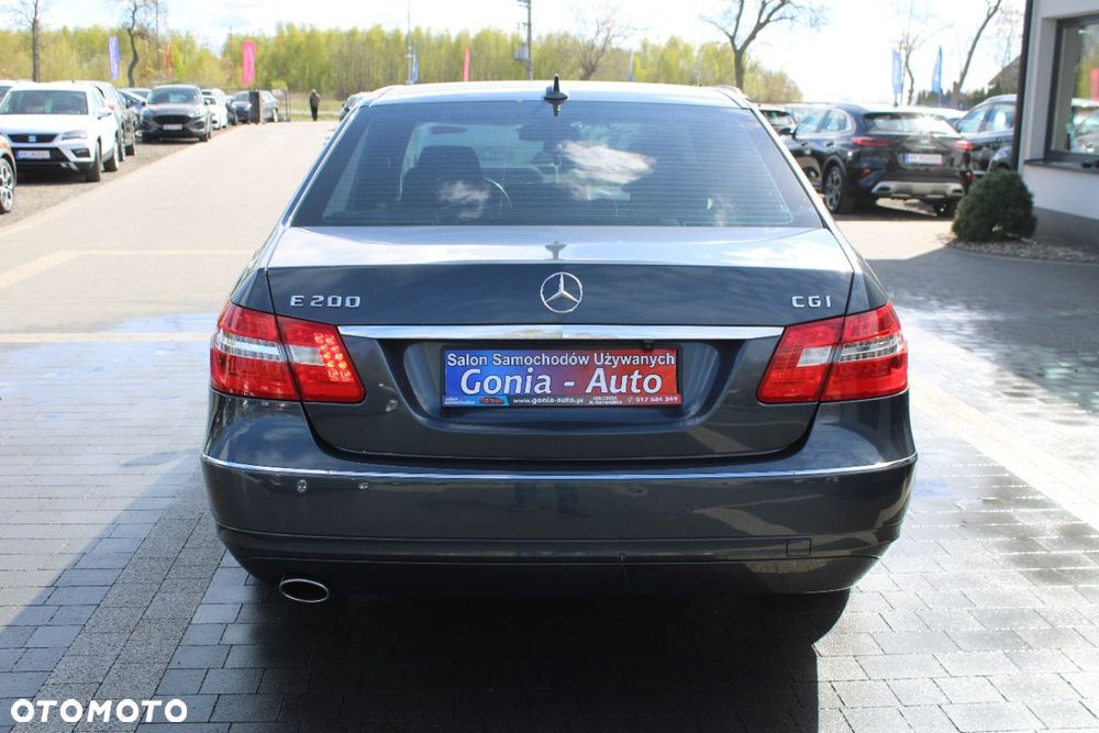 Mercedes-Benz Klasa E - 6