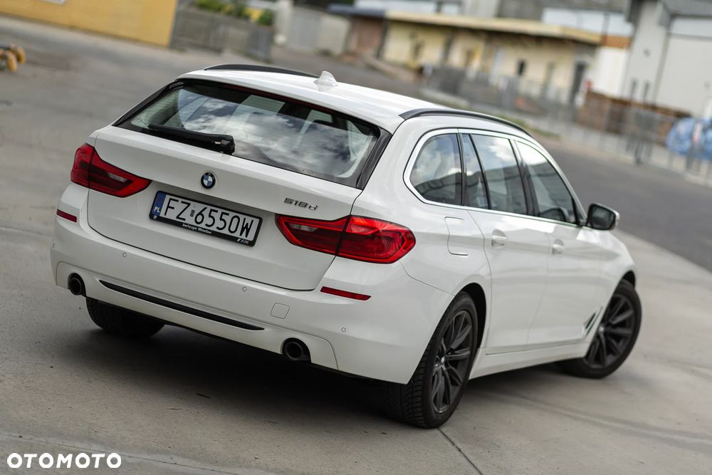 BMW Seria 5 518d Sport Line sport - 11