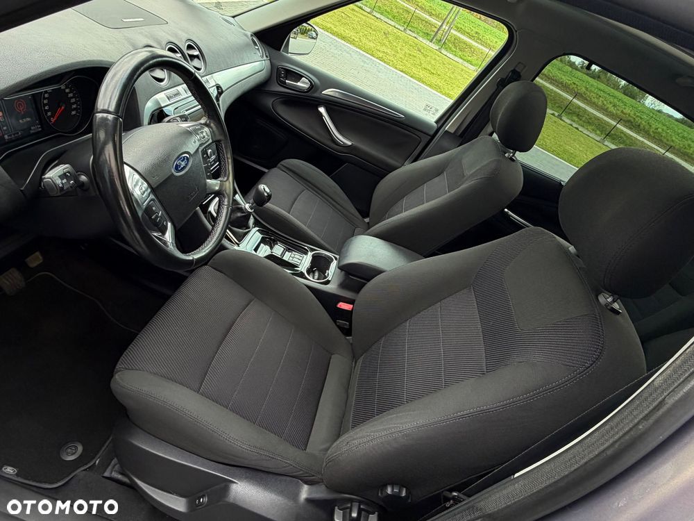 Ford S-Max 2.0 TDCi DPF Titanium X - 23
