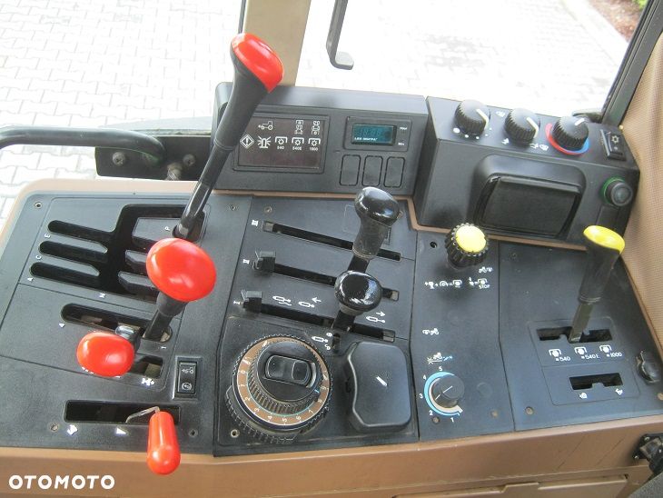 John Deere 6200 - 12