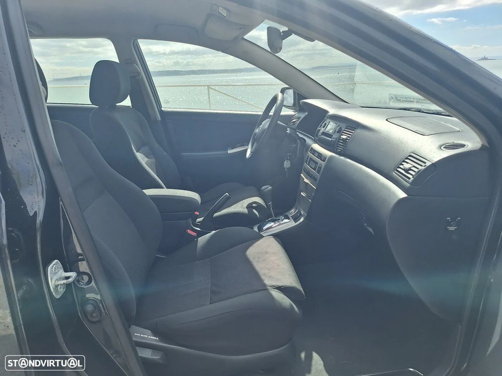 Toyota Corolla 1.4 D-4D MMT Sol - 15