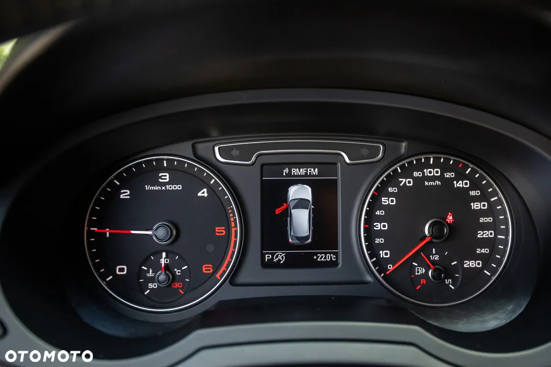 Audi Q3 2.0 TDI Quattro Edycja Specjalna S tronic - 22