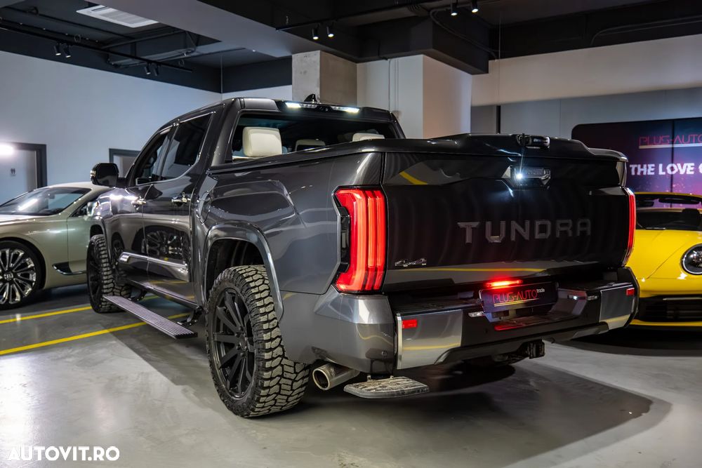 Toyota Tundra - 12