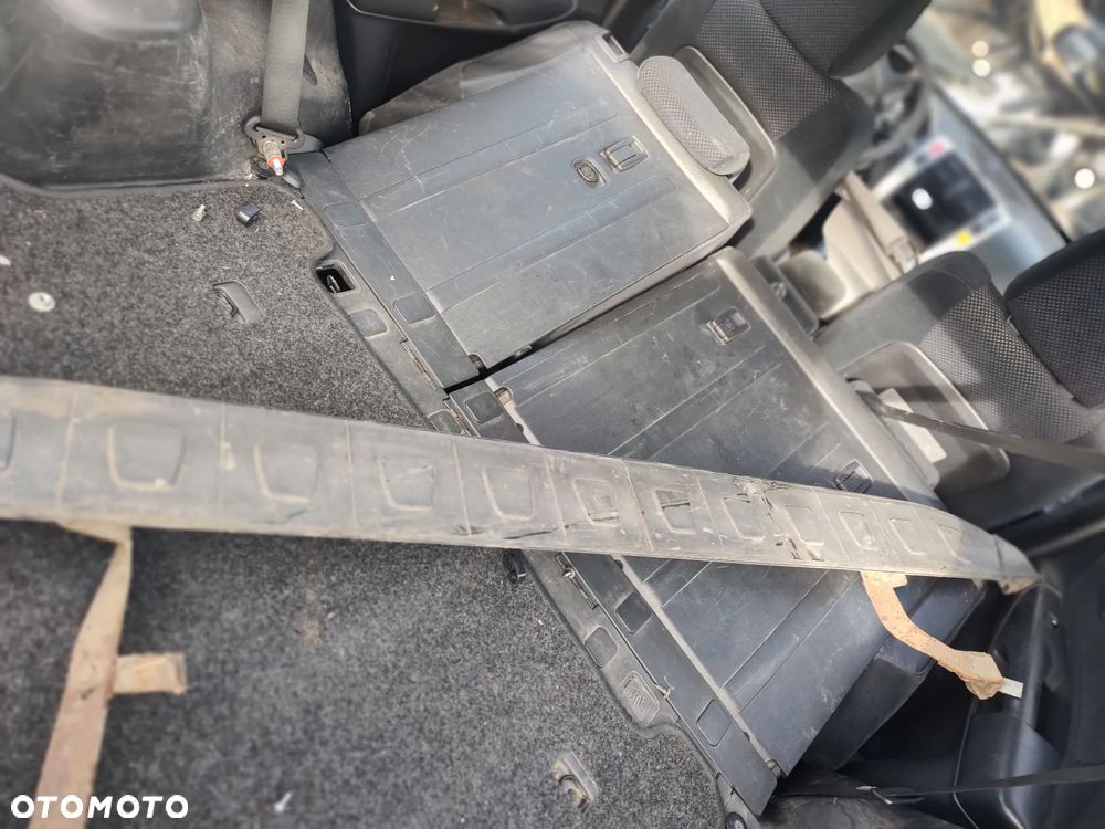 HYUNDAI TUCSON I STOPIEŃ PRÓG LEWY PRAWY - 3