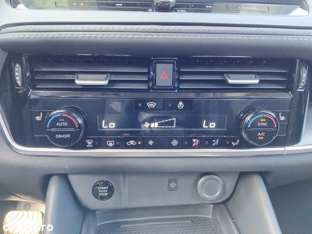 Nissan Qashqai 1.3 DIG-T MHEV N-Connecta Xtronic - 14