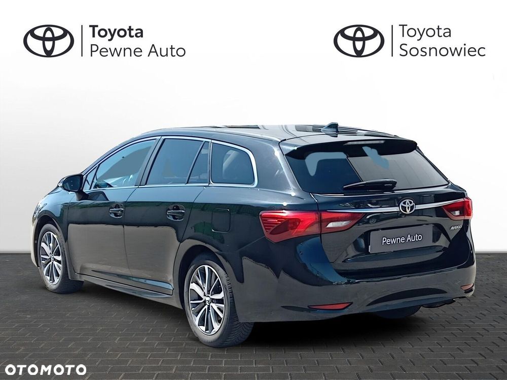 Toyota Avensis - 4