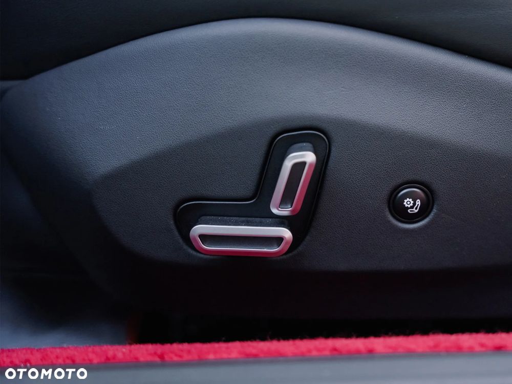 Ferrari Portofino - 17