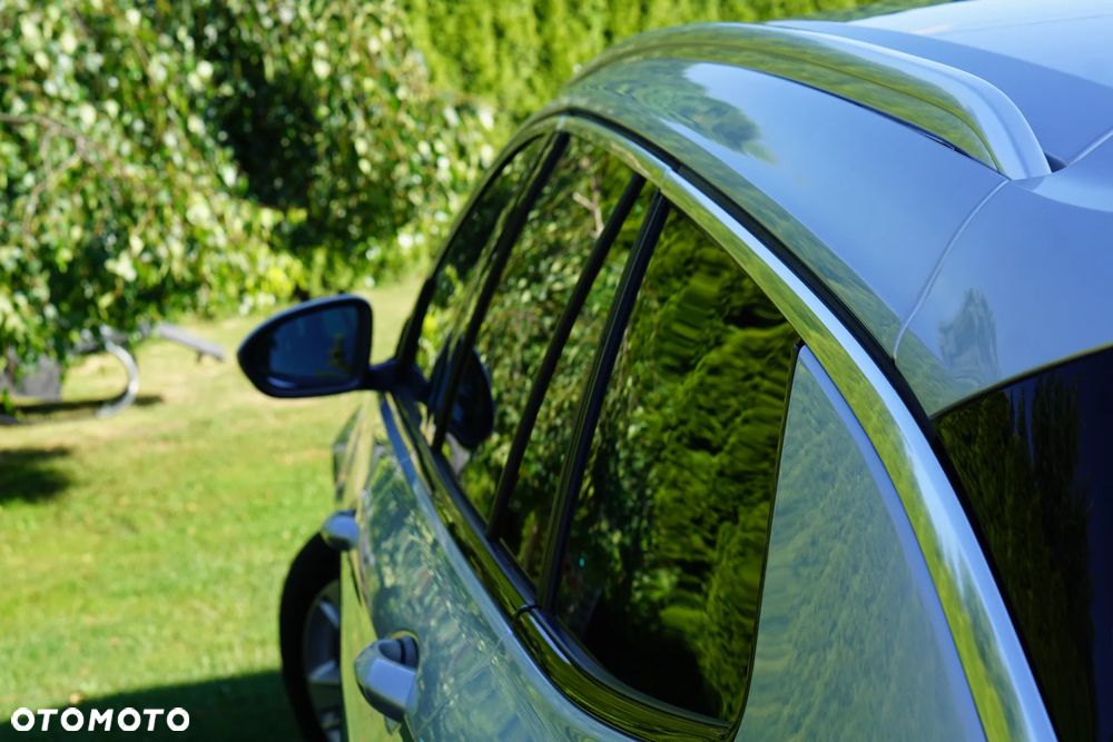 Opel Insignia - 25