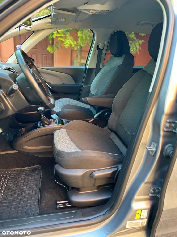Citroën C4 SpaceTourer - 15