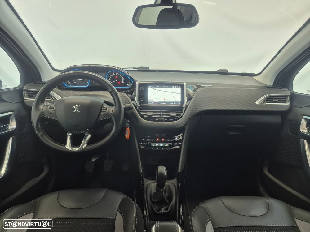 Peugeot 2008 1.2 PureTech Allure - 7