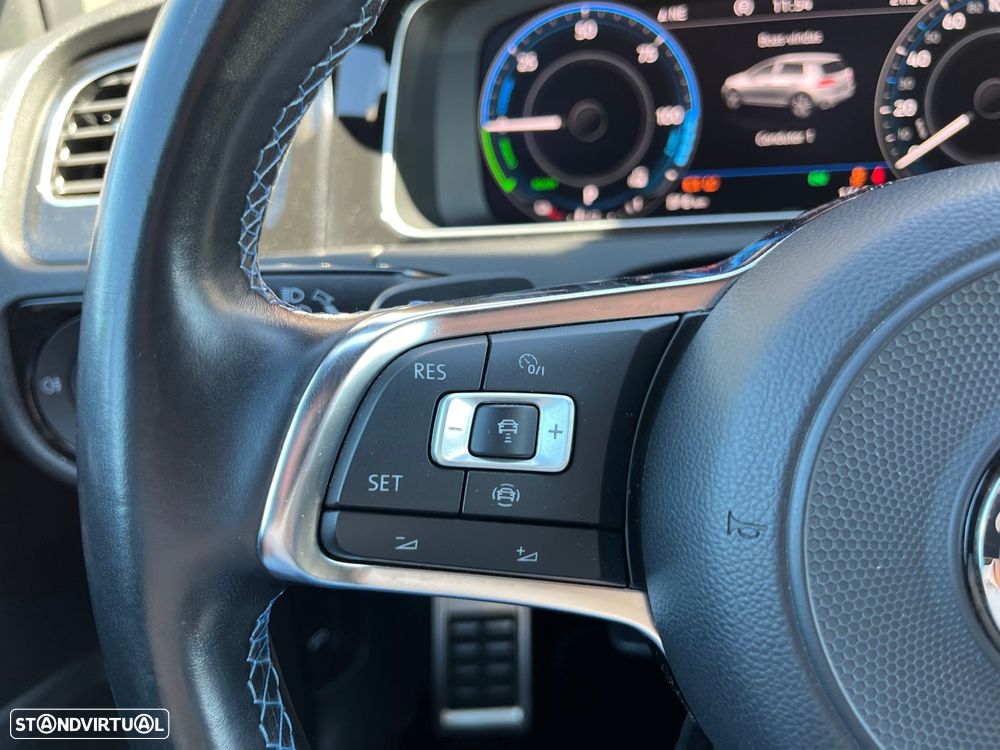 VW Golf 1.4 GTE Plug-In-Hybrid DSG - 19