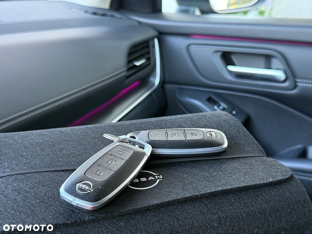 Nissan Qashqai 1.3 DIG-T MHEV Xtronic N-Connecta - 25