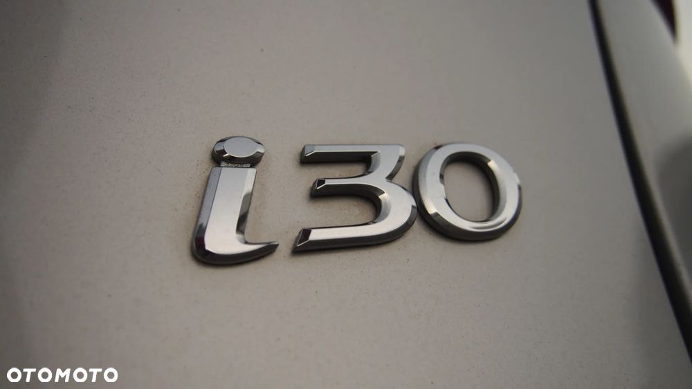 Hyundai i30 1.4 Family - 35