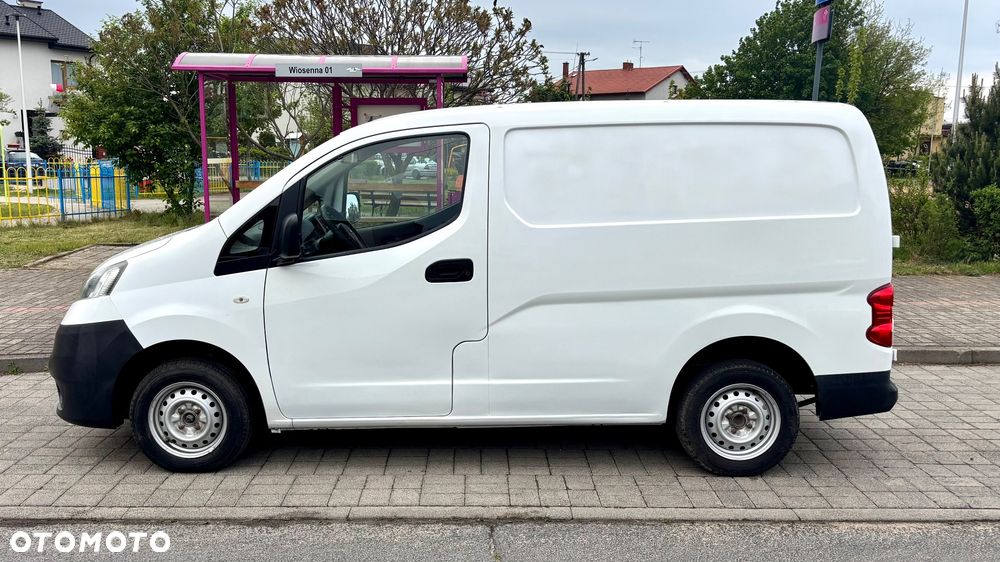 Nissan NV200 - 11