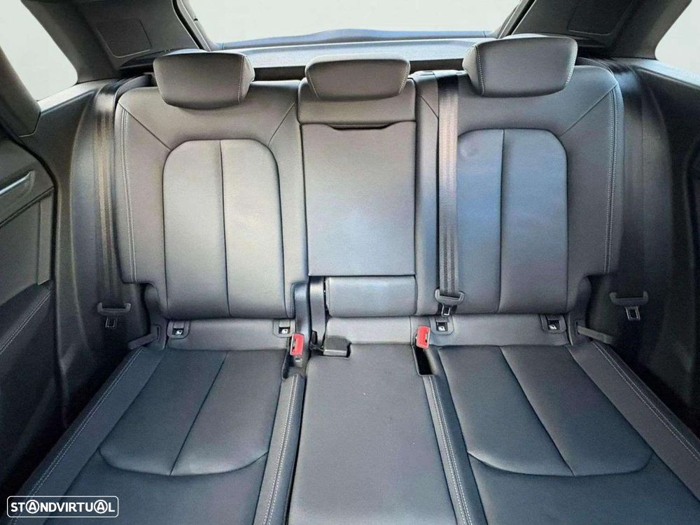 Audi Q3 45 TFSIe S line S tronic - 17