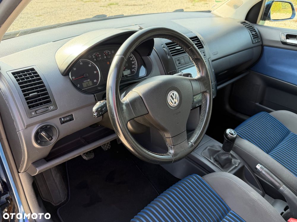 Volkswagen Polo - 12