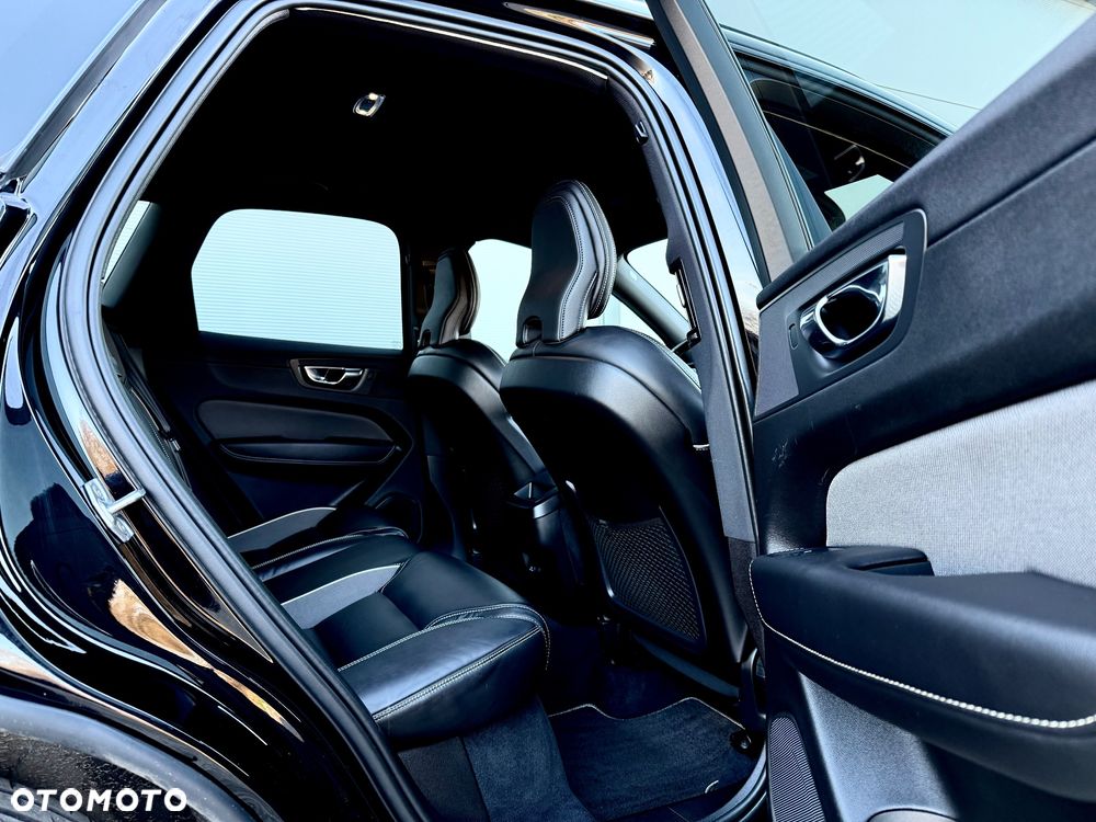 Volvo XC 60 D4 Geartronic RDesign - 34