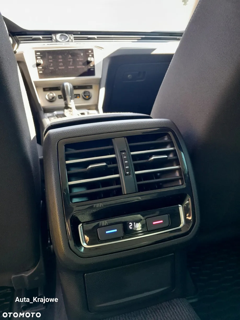 Volkswagen Passat 2.0 TDI BMT Comfortline DSG - 32