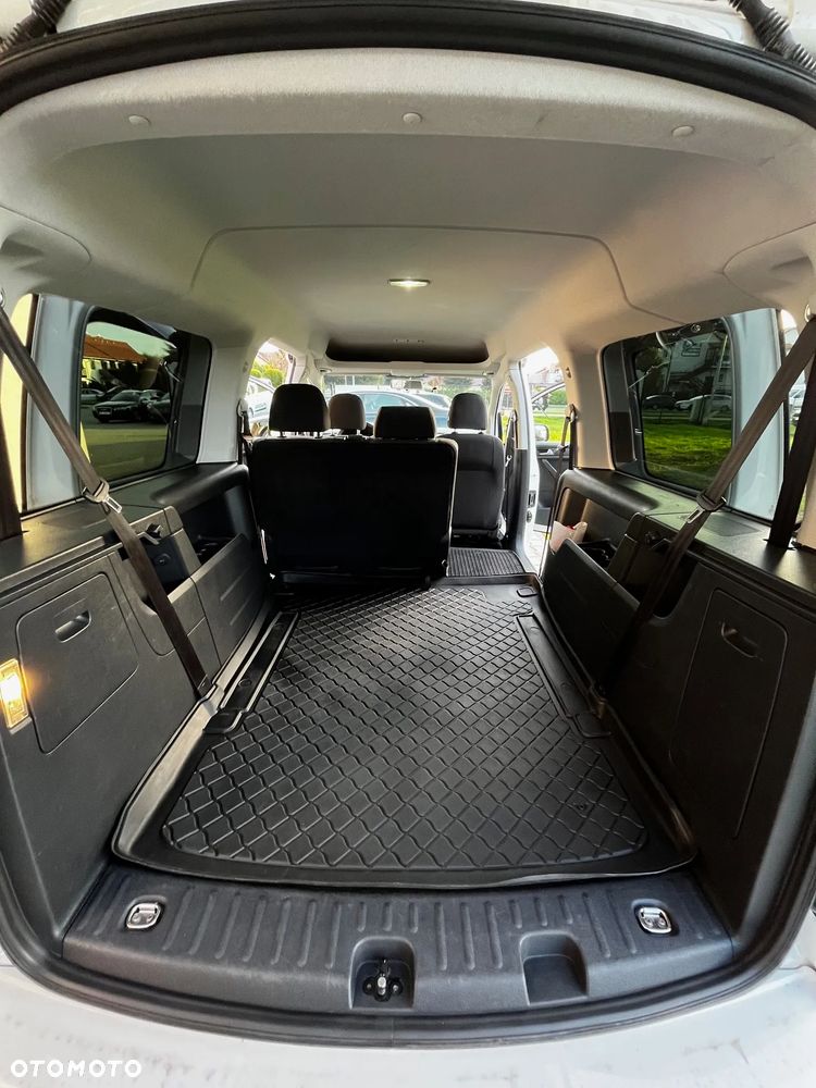 Volkswagen Caddy 2.0 TDI Comfortline - 17
