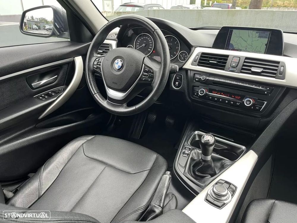 BMW 320 d Touring Line Sport - 47