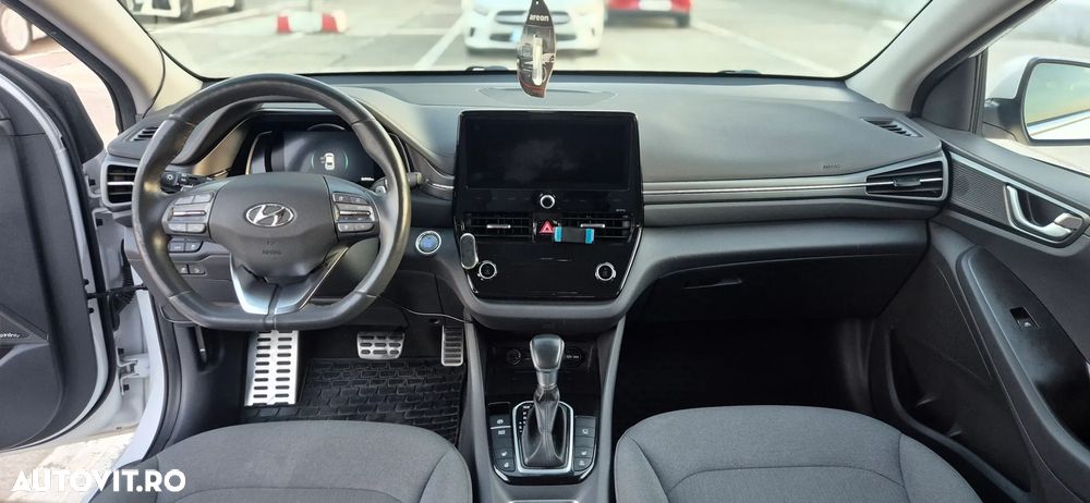 Hyundai IONIQ 1.6 141CP Exclusive - 11