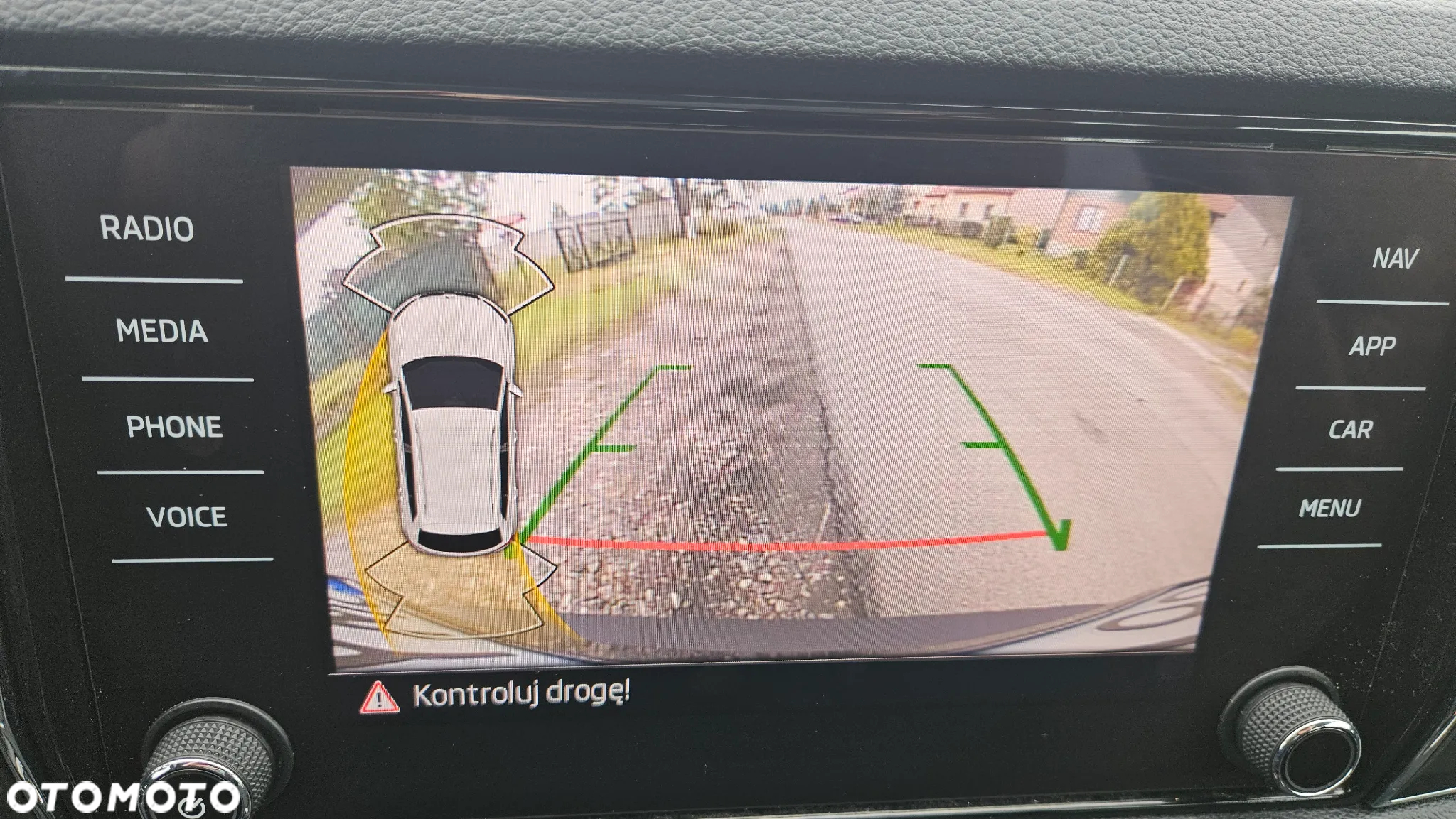 Skoda Karoq 1.0 TSI Ambition - 11