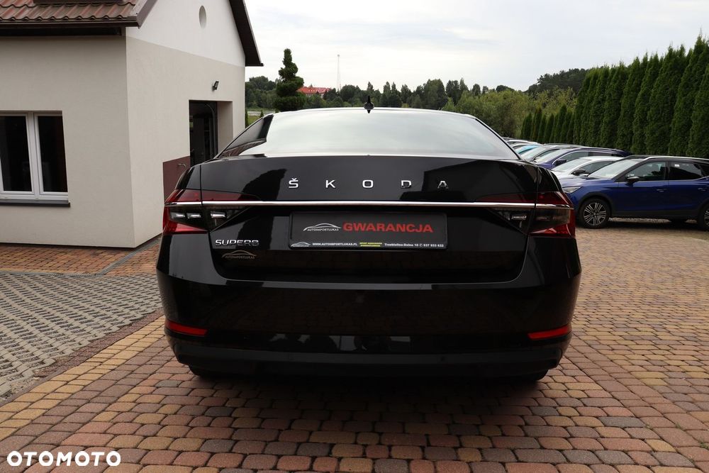 Skoda Superb 2.0 TDI SCR Style DSG - 34