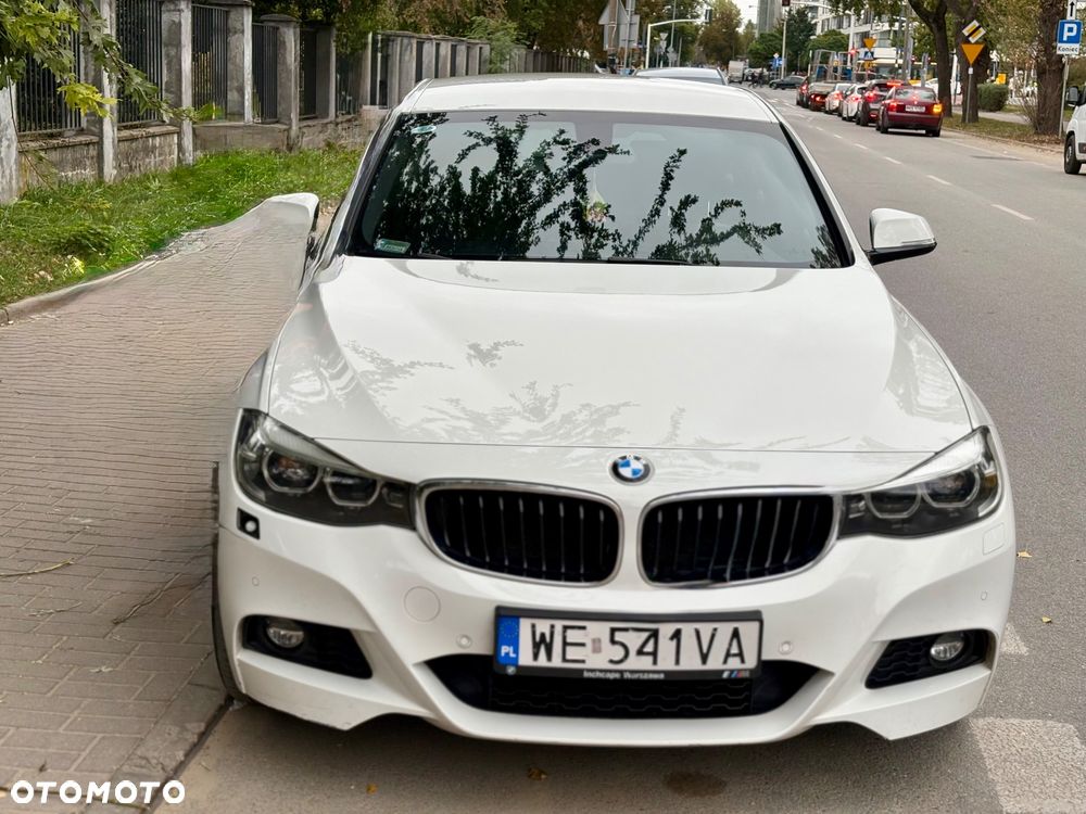 BMW 3GT 320i - 18