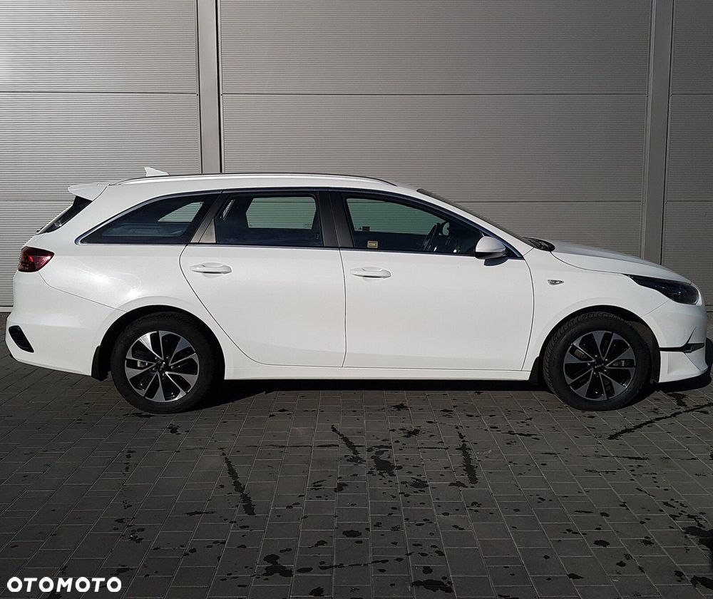 Kia Ceed 1.5 T-GDI M DCT - 8