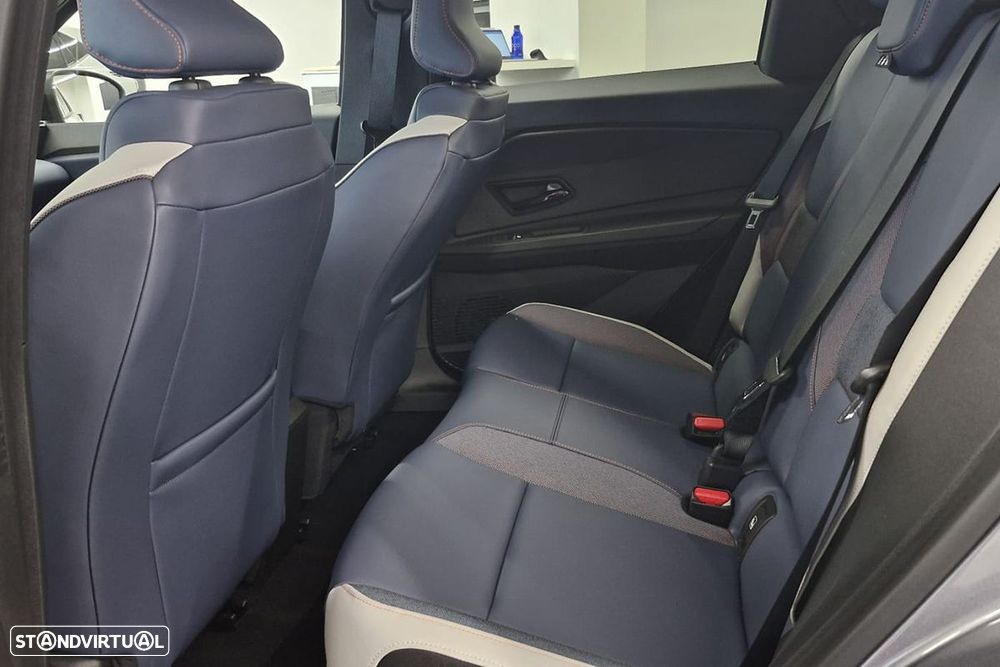 Nissan Micra 52 kWh Evolve Two Tone - 13