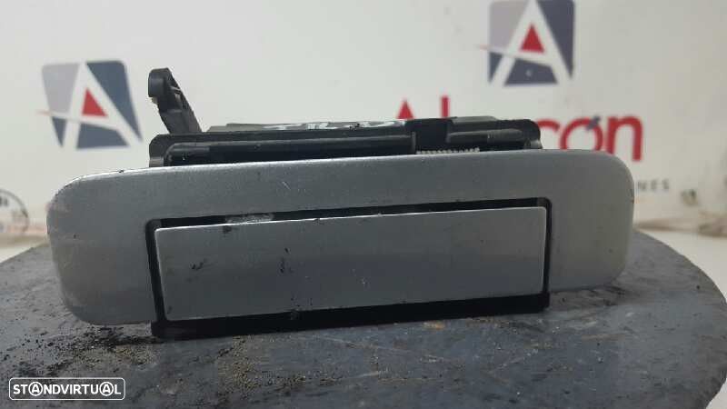 PUXADOR EXTERIOR TRASEIRO DIREITO AUDI A4 BERLINA (B5) 1.9 TDI - 3