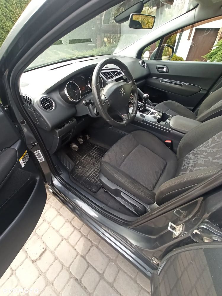 Peugeot 3008 - 11
