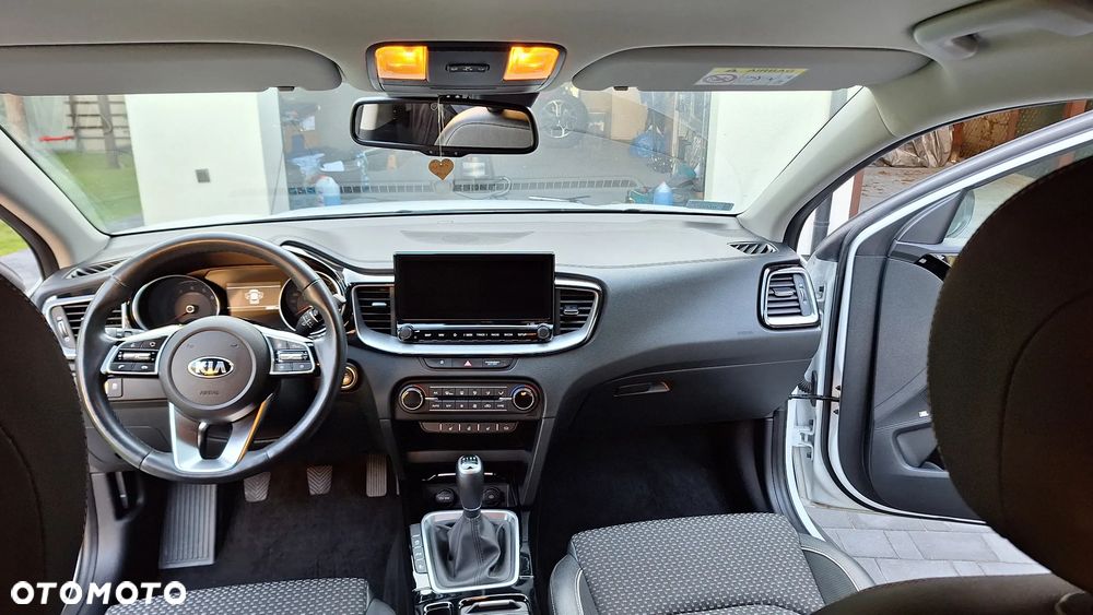 Kia XCeed 1.5 T-GDI Business Line - 8