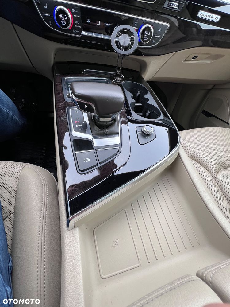 Audi Q7 3.0 TFSI Quattro Tiptronic - 27