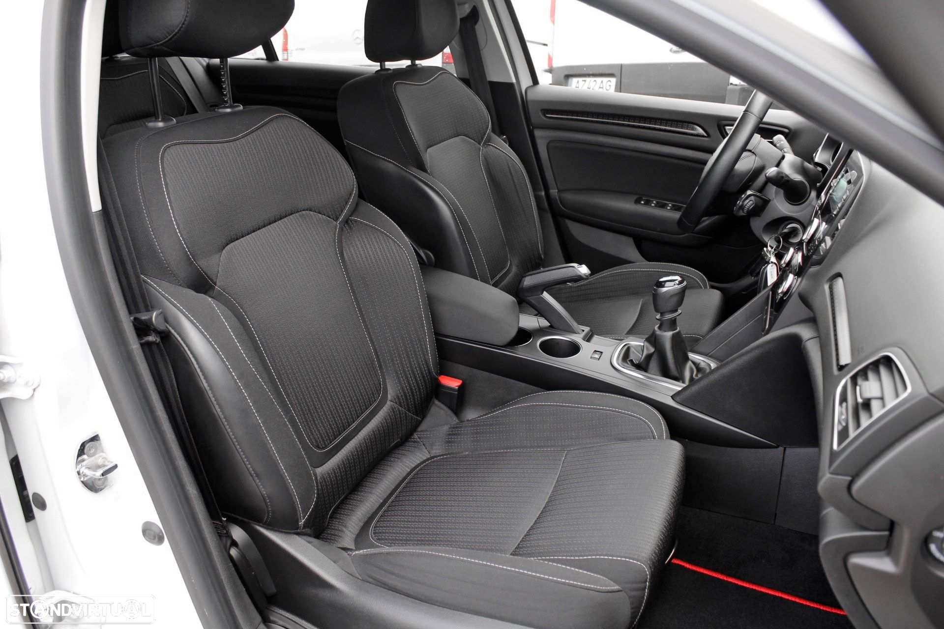 Renault Mégane Sport Tourer 1.5 dCi Zen - 17