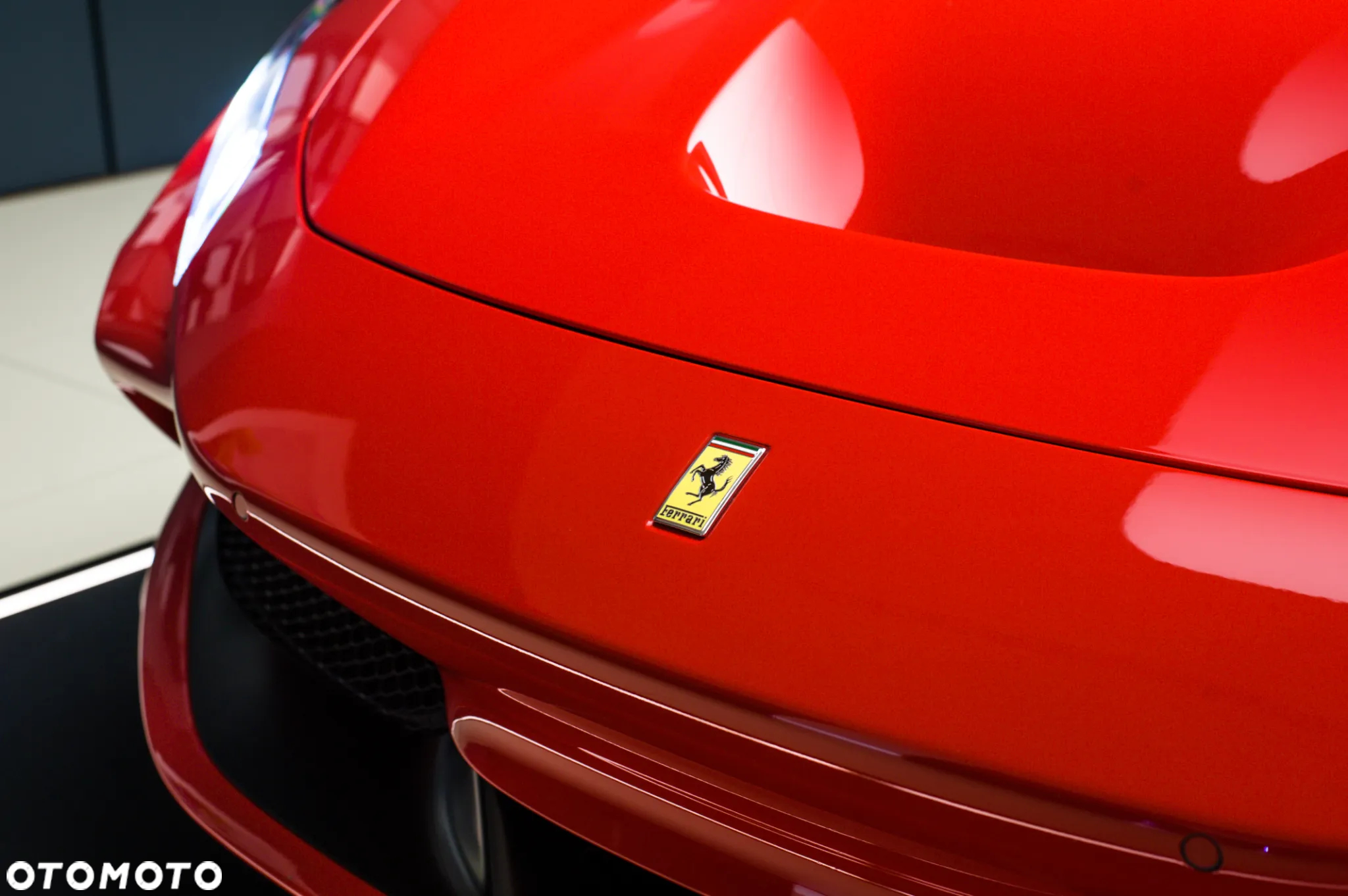 Ferrari F8 Spider - 7