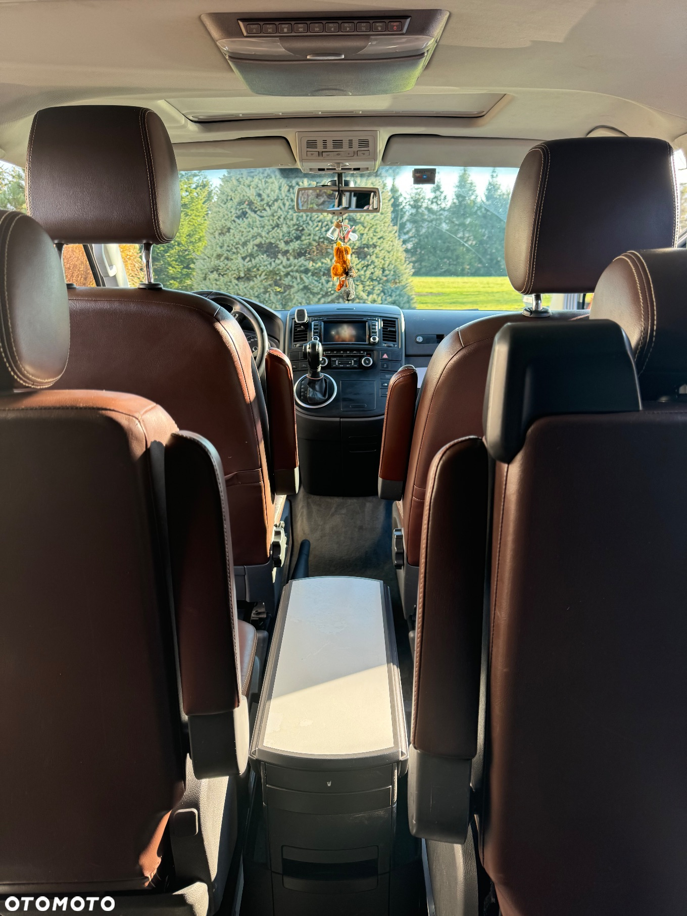 Volkswagen Multivan - 8