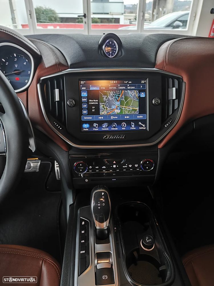 Maserati Ghibli 3.0 V6 - 36