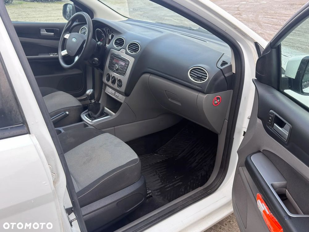 Ford Focus - 20