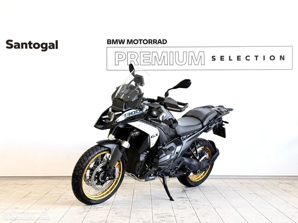 BMW R 1300 GS TRIPLE BLACK - 2