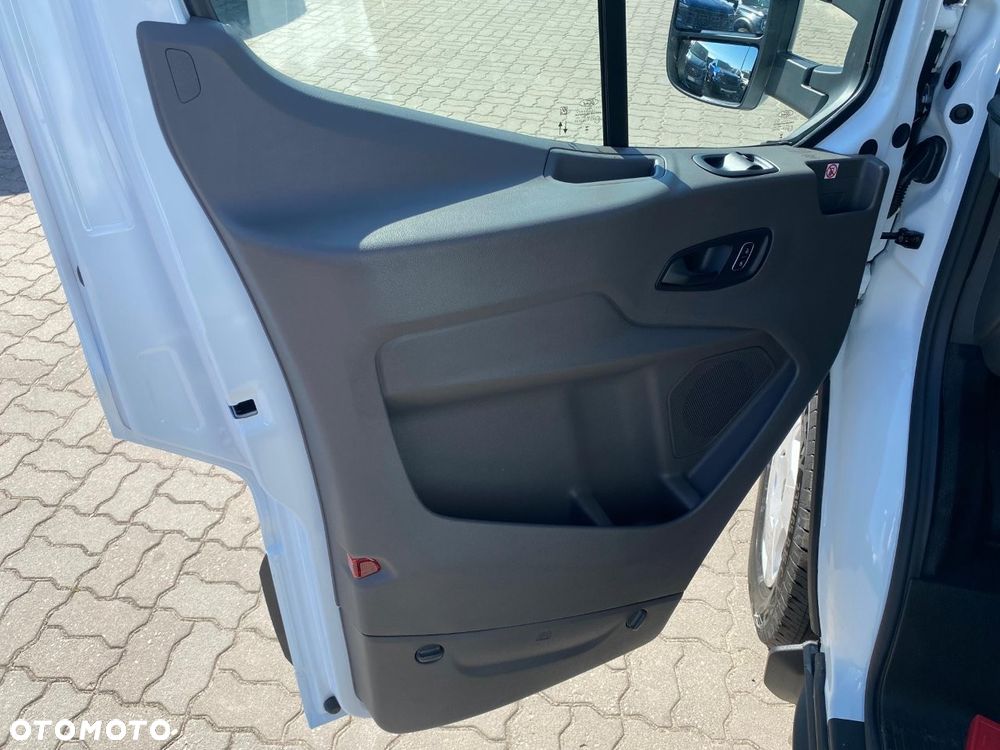 Ford Transit - 8