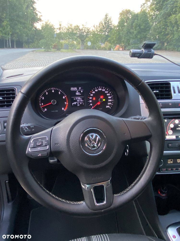 Volkswagen Polo 1.2 TSI DSG MATCH - 27