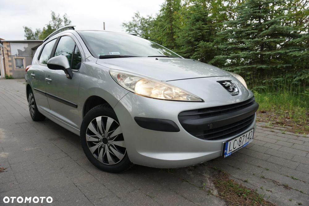 Peugeot 207 1.4 16V Trendy - 3
