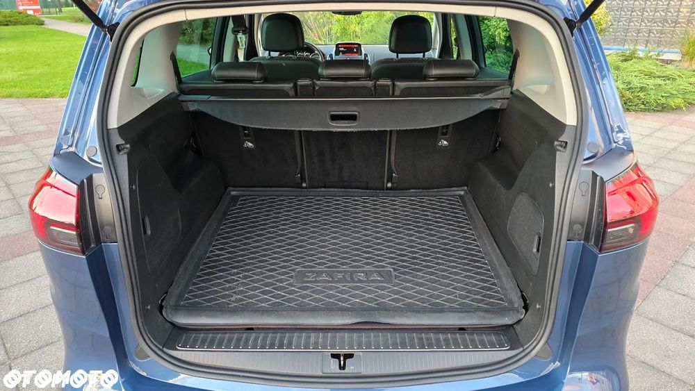 Opel Zafira - 26