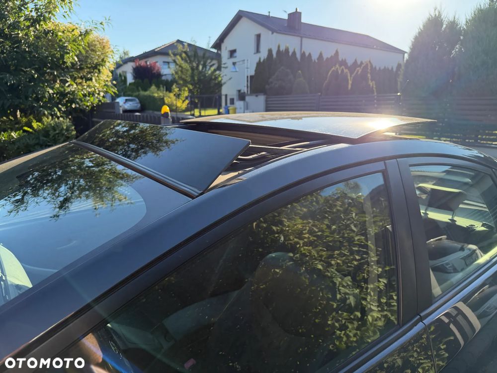 Toyota Prius - 10
