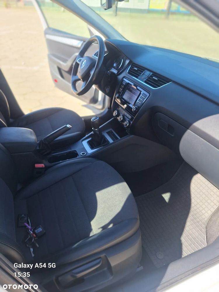 Skoda Octavia 1.4 TSI Drive - 14
