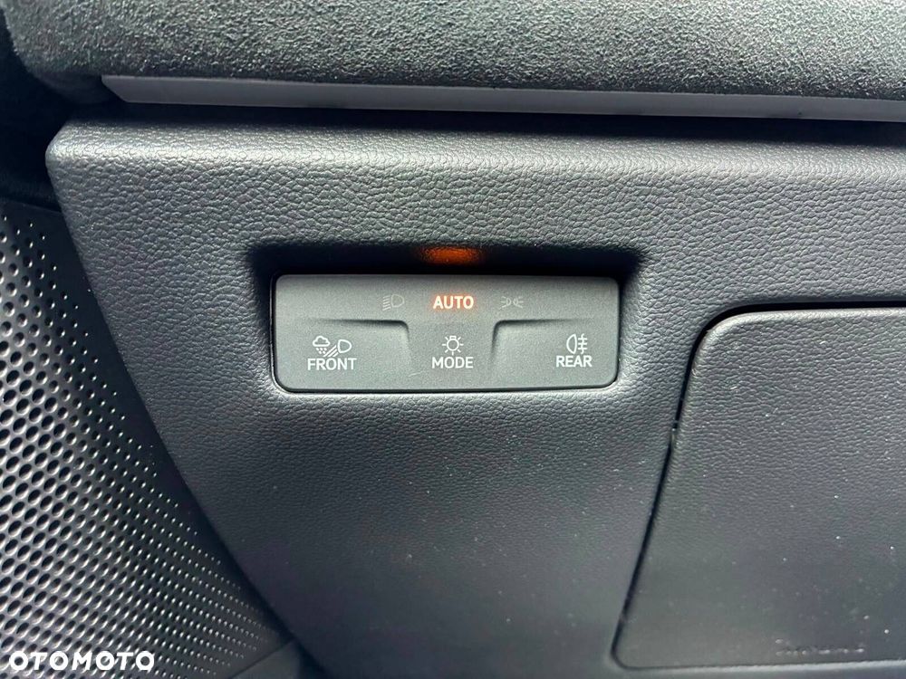 Volkswagen Passat - 23