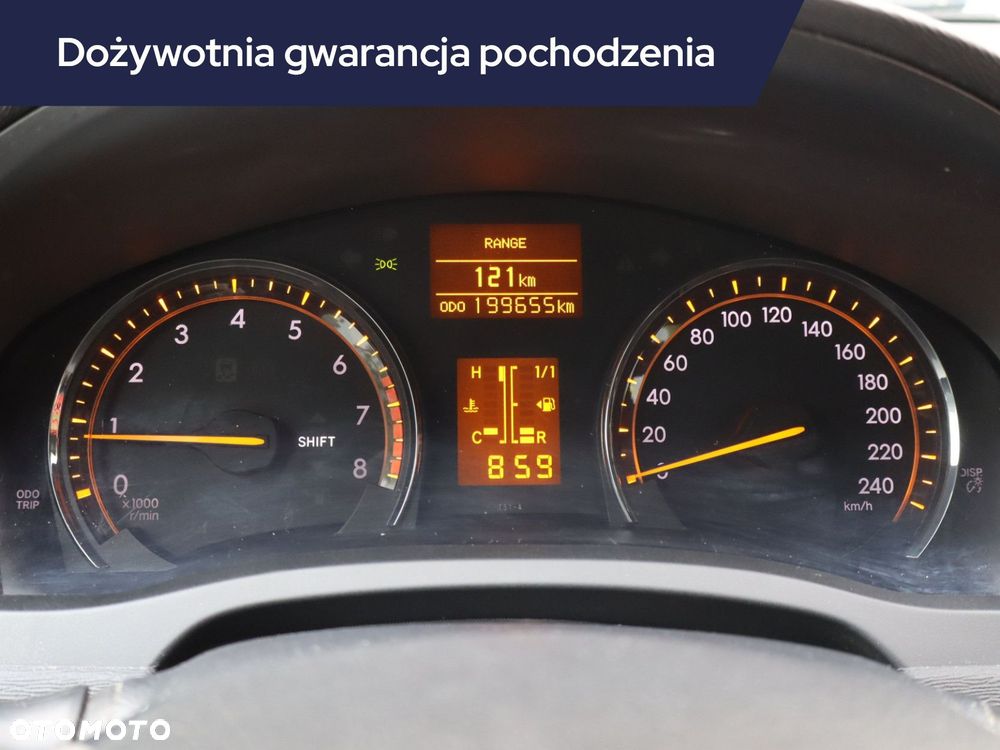 Toyota Avensis - 13