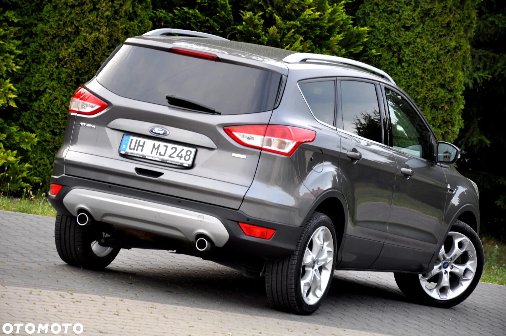 Ford Kuga 1.6 EcoBoost 2x4 Titanium - 18