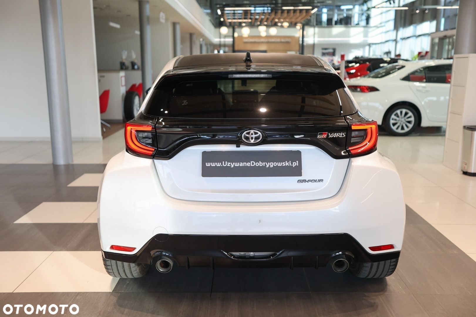 Toyota Yaris - 8